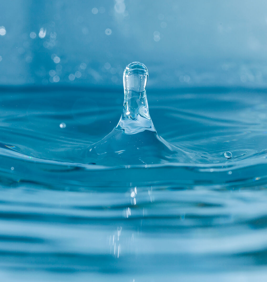 Gota de agua limpia
